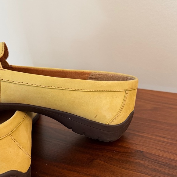 Naturalizer Loafers - Picture 5 of 5